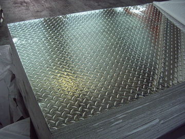 1050 3003 5052 Aluminum Tread Plate Sheets With Triple Rice and Diamond Grain Pattern supplier